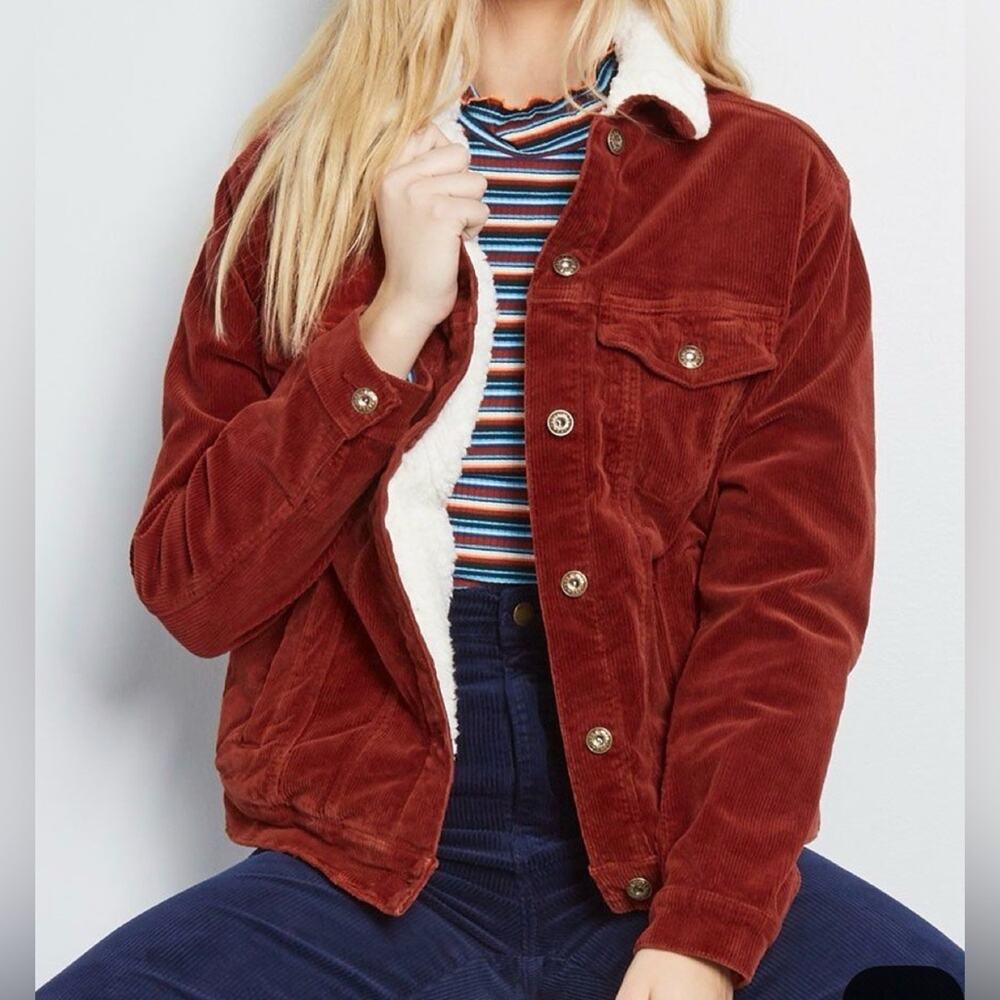 ModCloth Burgundy Y2K Corduroy Jacket Sherpa Interior Size Medium